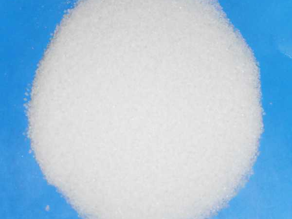 夏季如何不讓聚丙烯酰胺結塊？